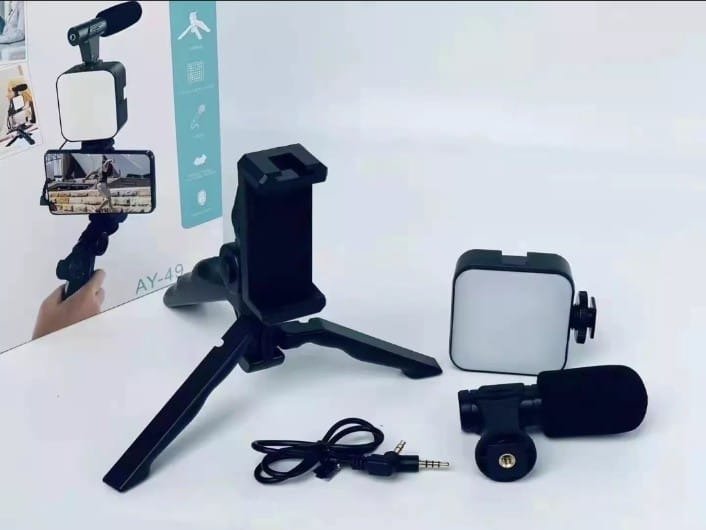 AY-49 Vlogging Kit - Tripod, LED Light & Shotgun Mic 1 AY-49 Vlogging Kit - Tripod, LED Light & Shotgun Mic
